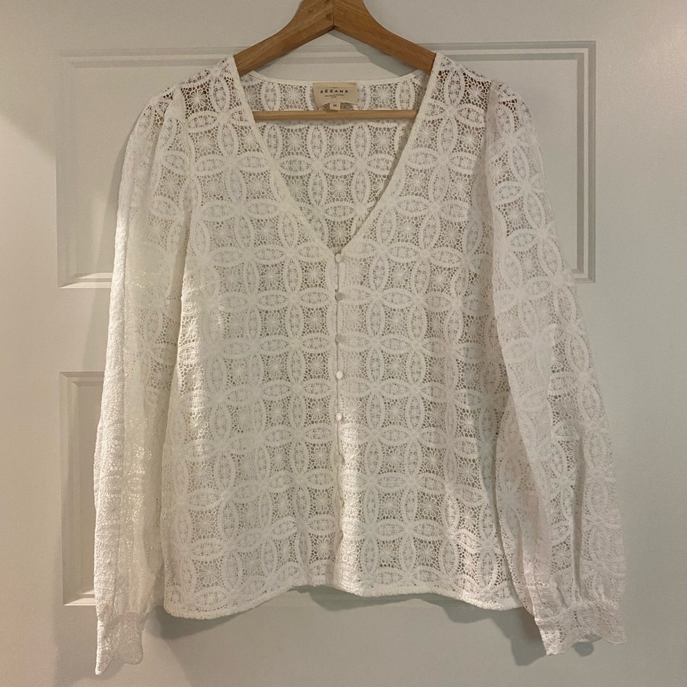 Sézane Ecru Blouse. Long sleeve guipure lace.